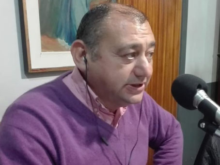 ?LOS POLICÍAS NO PUEDEN HACER HUELGAS ,ESTÁ PROHIBIDO POR LEY ?